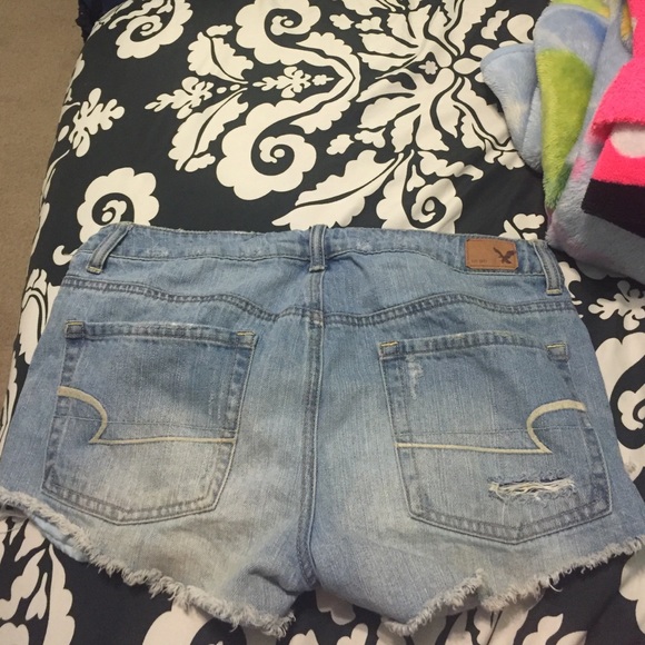AEO high waisted denim shorts - Picture 2 of 3