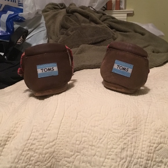 Toms sandals