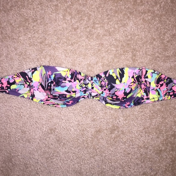 Victoria's Secret Push Up Swim Top size 32B