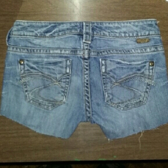 Shorts - Picture 2 of 2