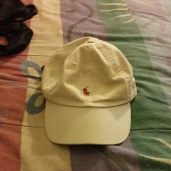 Extra pics polo hat