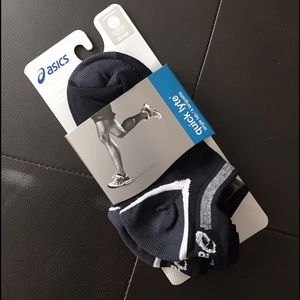 Asics Quick Lyte Low Cut Socks (3 pairs, black)