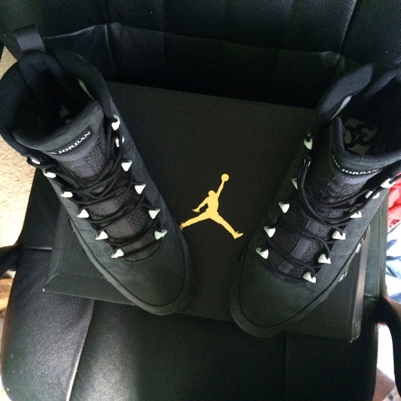 Air Jordan 9 Anthracite In Natural Light - Air Jordans  Jordan retro 9\'s \