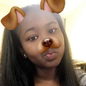 Meet your Posher, Kayla