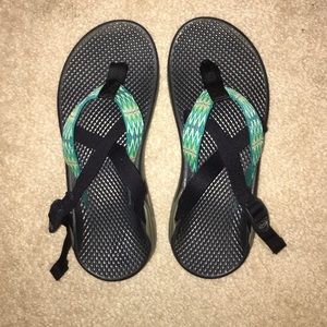 Women's size 7 flip flop chacos