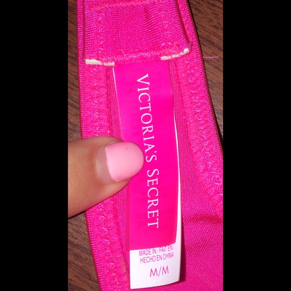 Medium Victoria's Secret strapless swimsuit top - Picture 3 of 4