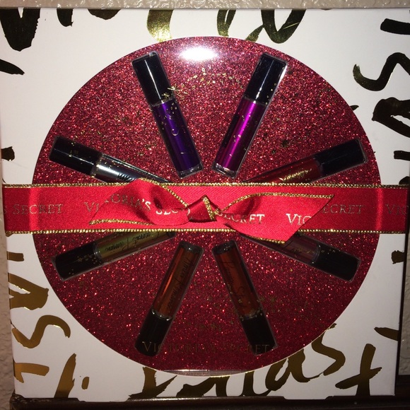 Victoria's Secret mini fragrance - Picture 1 of 1