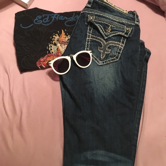 Rock revival jeans