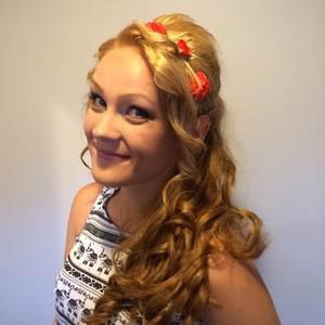 Meet your Posher, Tiina