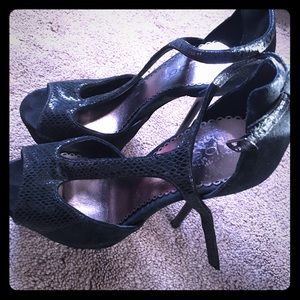 Bebe heels