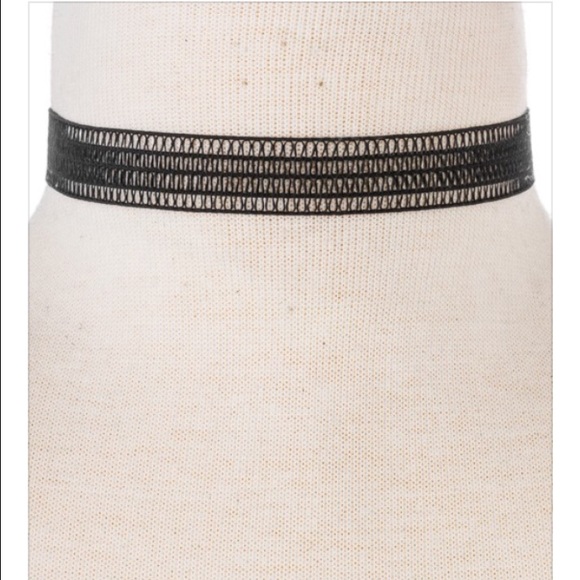 Simple sexy Choker