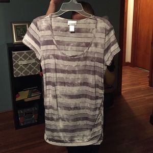 Set of 4 maternity tops