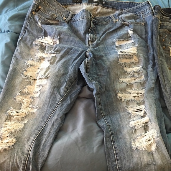 Torrid premium denim boyfriend cut size 24