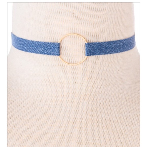 Most desire jeans choker