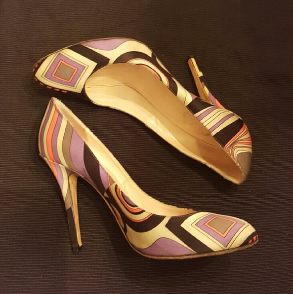 Emilio Pucci Multicolor Viola Satin Printed Pumps - Picture 4 of 5
