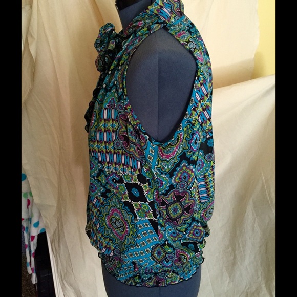 Paisley top, sheer,size L Throw it over everything - Picture 3 of 4