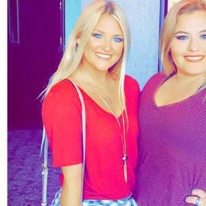 Meet your Posher, Claudia