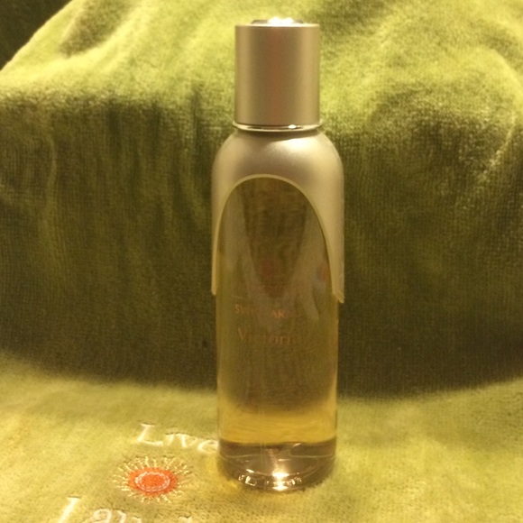 Women's perfume