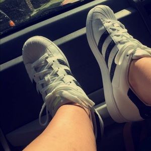 Meet your Posher, Macie