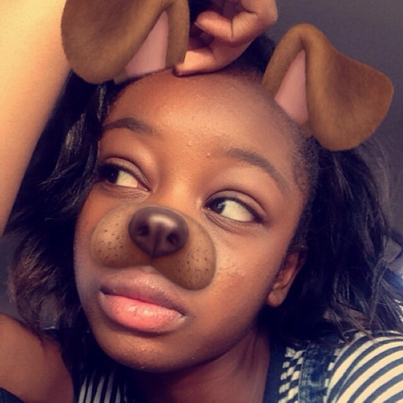 Meet your Posher, Mia