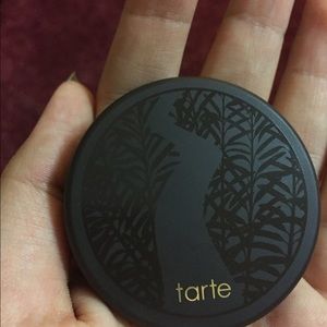 Tarte Amazonian clay pressed finishing powder