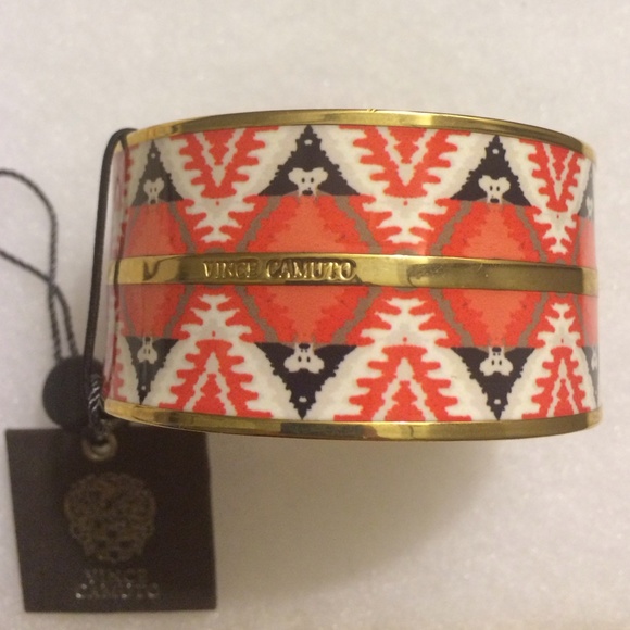 Vince Camuto gold bangle