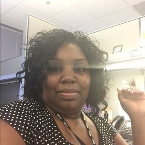 Meet your Posher, Danisha