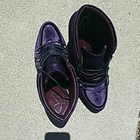 Report Signature Heels - Picture 3 of 3