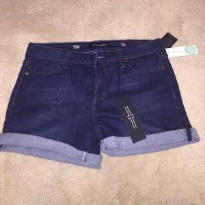 Taylor cuffed denim shorts-NEW never worn!