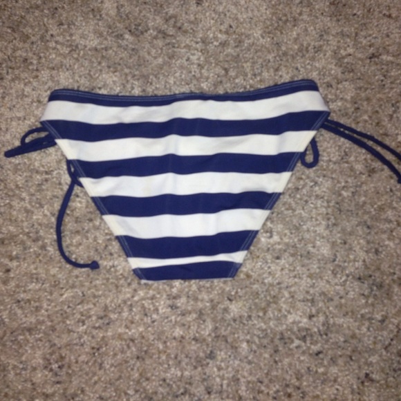 Striped Navy Blue Hollister bathing suit bottoms - Picture 2 of 3
