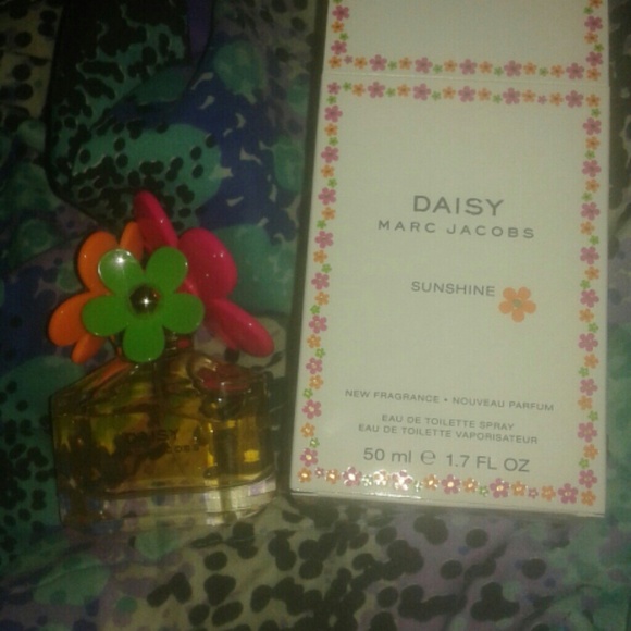 Daisy marc jacobs ( sunshine )