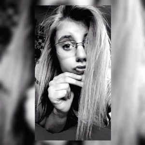 Meet your Posher, Melanie