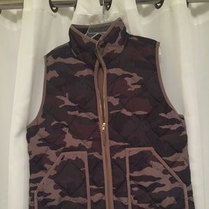 J crew camouflage vest quilted