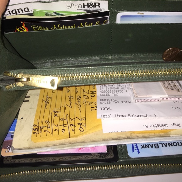 Celine Wallet - Picture 3 of 4