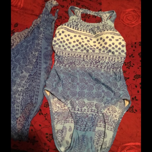 One piece bathing suit