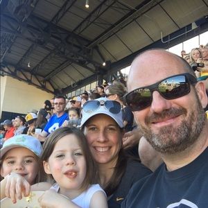 Meet your Posher, Gina