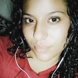 Meet your Posher, Felisha