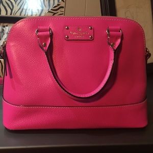KATE SPADE BRIGHT PINK PURSE!!