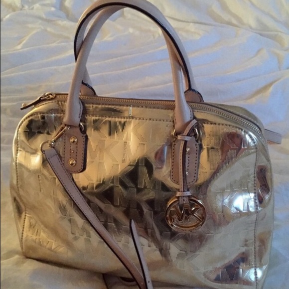 Michael Kors Authentic Large Gold Satchel NWT - Picture 1 of 4
