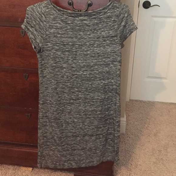Ann Taylor loft dress size small. Black and white
