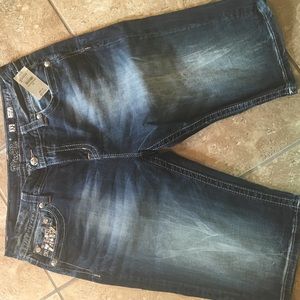 NWT Miss Me Curvy Bermuda Shorts Size 33
