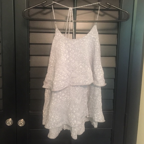 Size small Hollister tank. - Picture 1 of 2