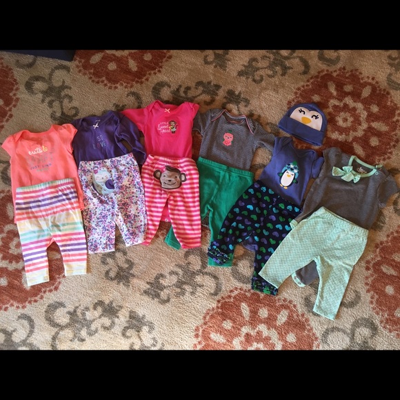 Lot of Carters Girls Outfits, 0-6 mos