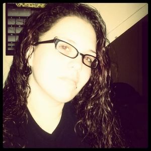 Meet your Posher, Cynthia