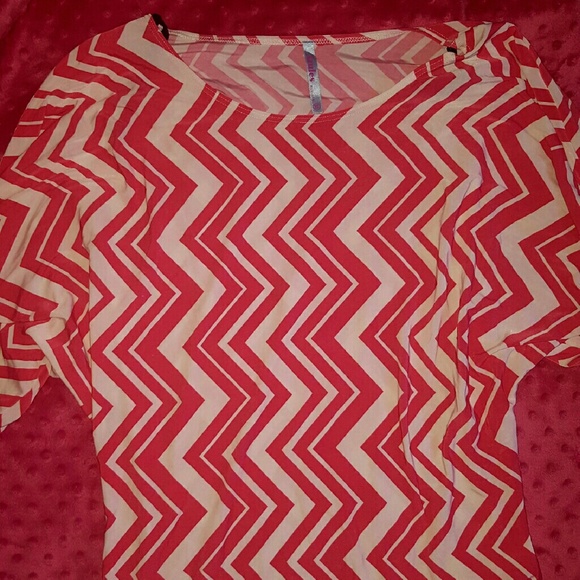 Chevron top