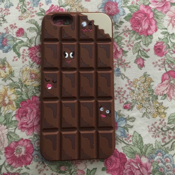 iPhone 6 Bitten Chocolate Case 🍫