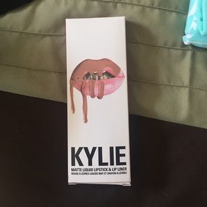 @ashleyk13_    Trade!