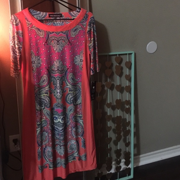 Dress - Picture 2 of 4