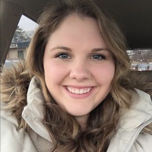 Meet your Posher, Cari