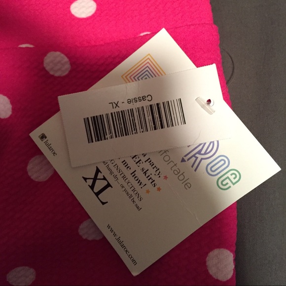 LuLaRoe Cassie Skirt NWT - Picture 2 of 3